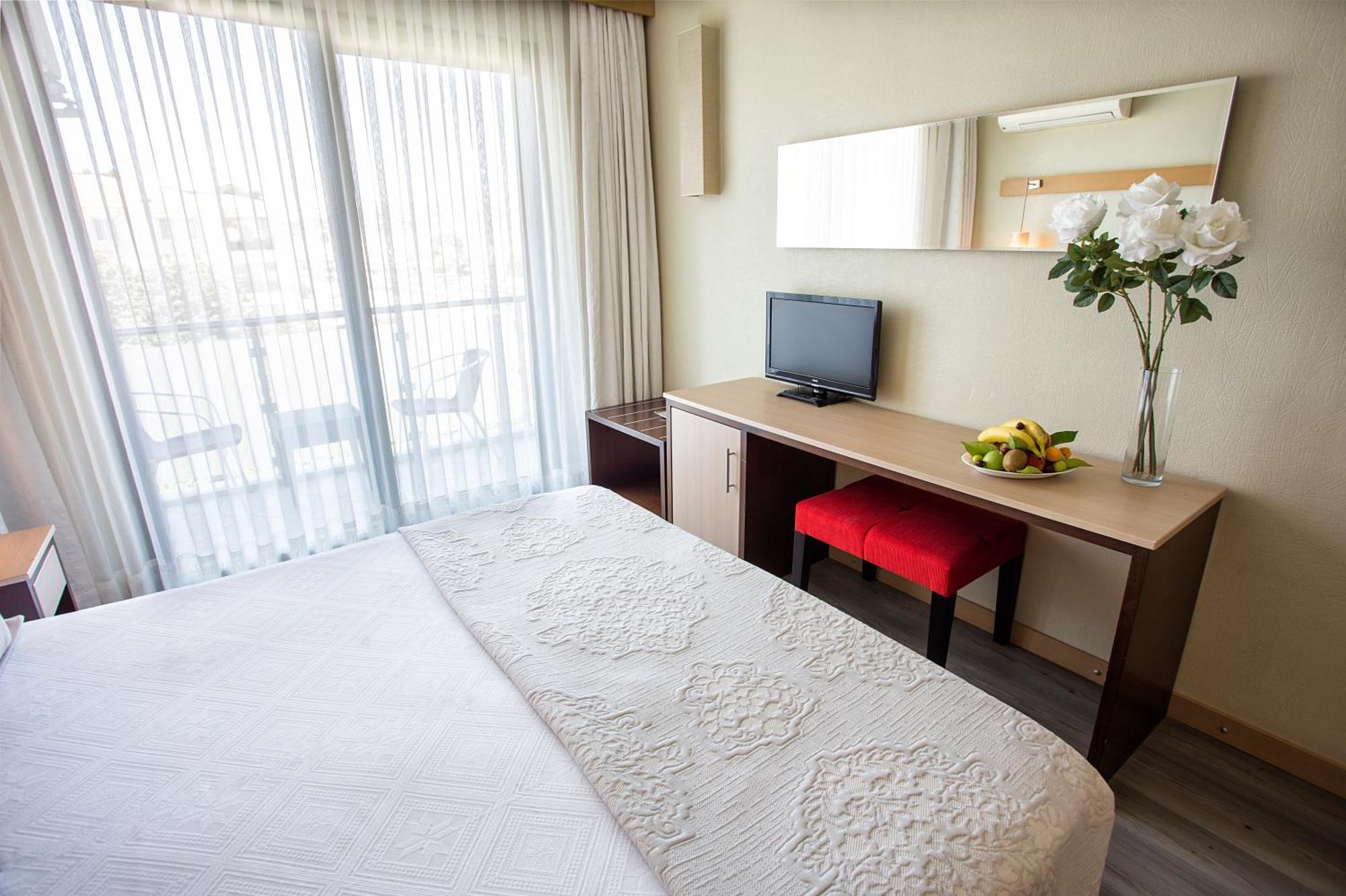 Cilek Marina Otel Çeşme Eksteriør bilde